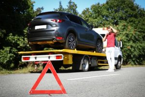 Helpful Tips For Managing Roadside Car Emergencies